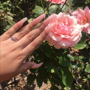 Meet your Posher, Etna